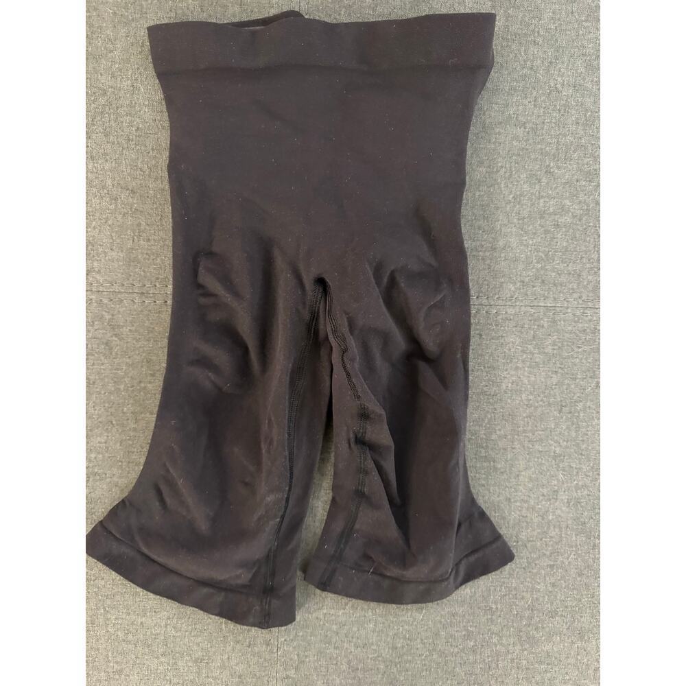 SKIMS L/XL Black Shaping Lifting Biker Short